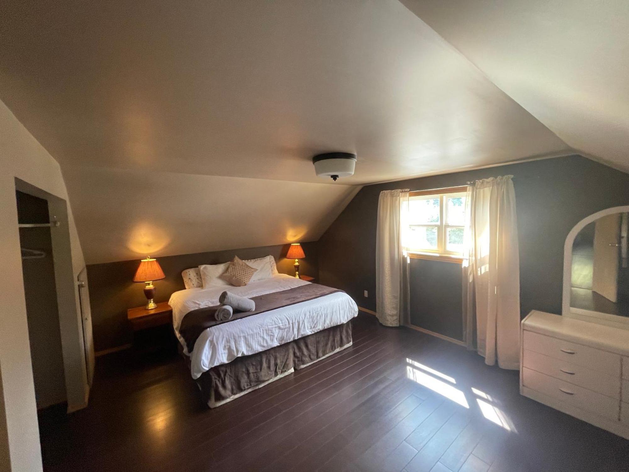Blaeberry Valley Vacation Rentals Голден Экстерьер фото